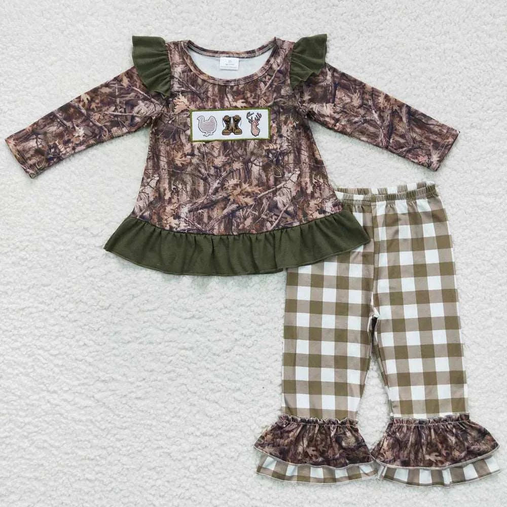 Toddler baby girls fall outfit set with turkey print top and green plaid pants with ruffle cuffs